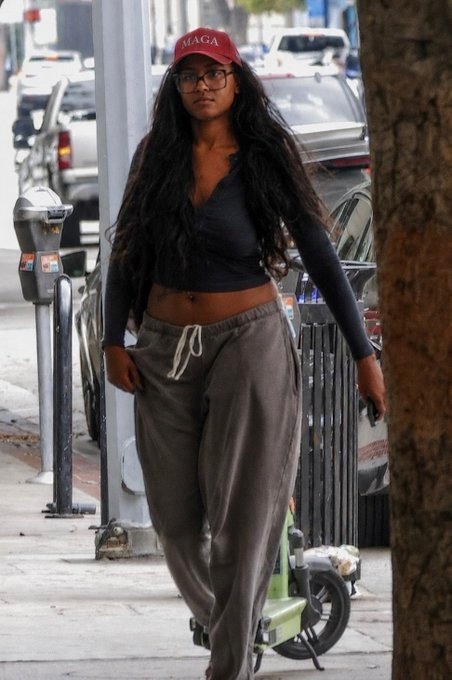 2026 Sasha Obama Wearing MAGA Hat 4 Sasha Obama Wearing MAGA Hat 2