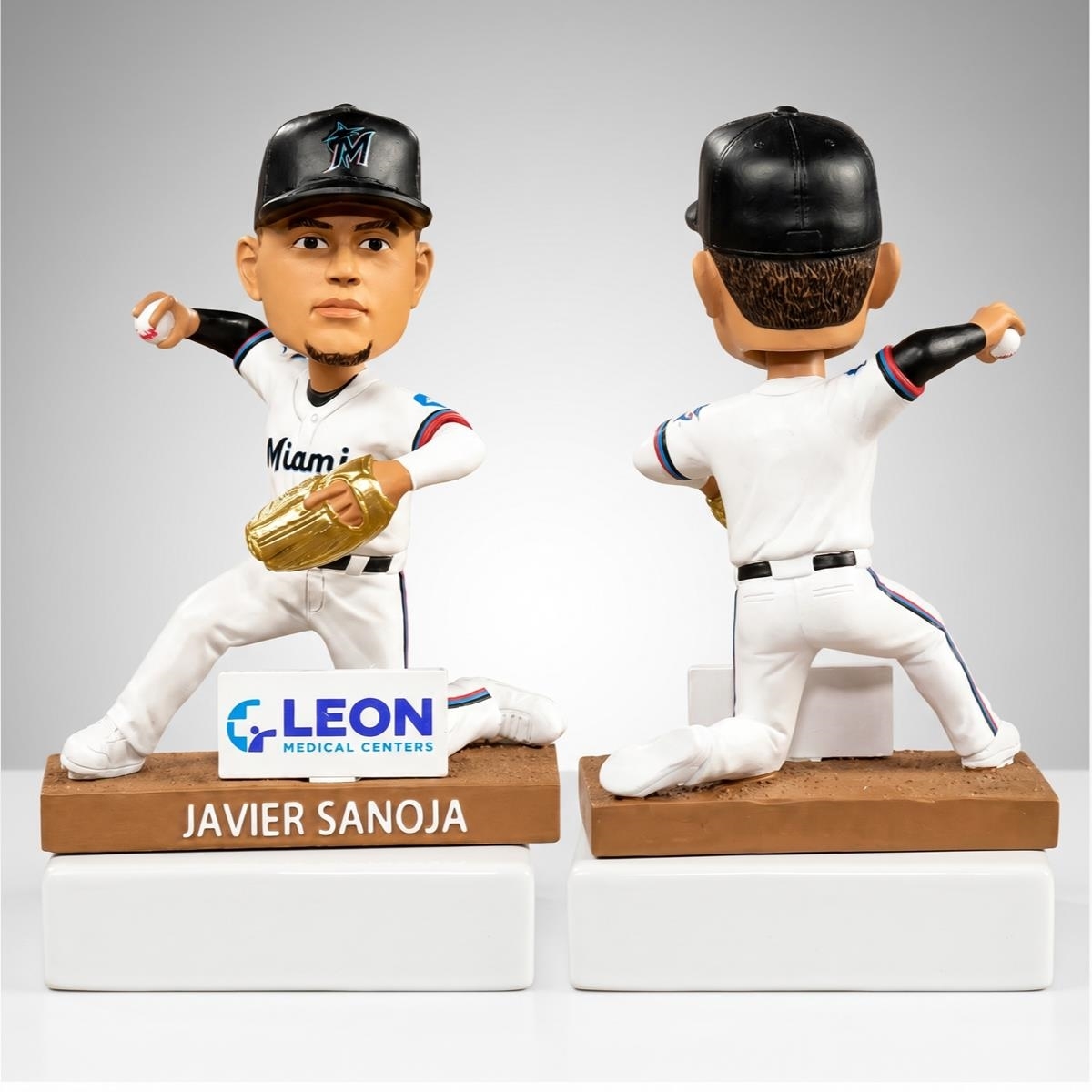 2026 Marlins Javier Sanoja Gold Glove Bobblehead Giveaway 4 2026 Marlins Javier Sanoja Gold Glove Bobblehead Giveaway 1 2 1