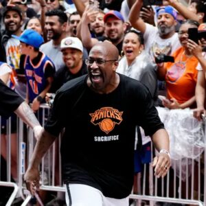 LvvWNREL 2026 Mike Brown NY Knicks Sacrifice 10 Weeks Shirt 2