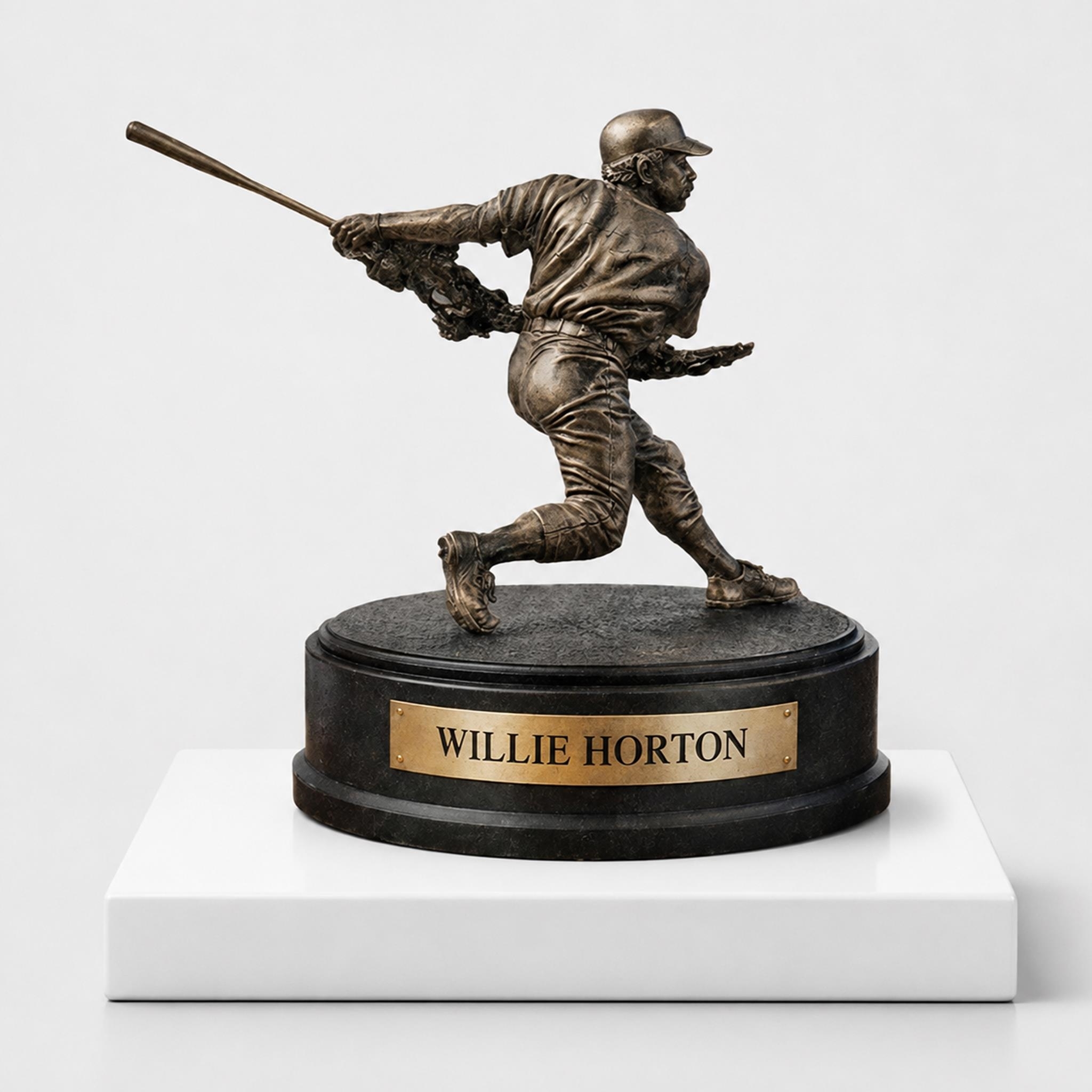 Detroit Tigers Willie Horton Mini Statue 2026 Giveaway 4 Detroit Tigers Willie Horton Mini Statue 2026 Giveaway 2 1