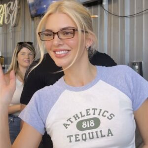 fkskQQ3n Kendall Jenner Athletics 818 Tequila Shirt 1 New folder 1