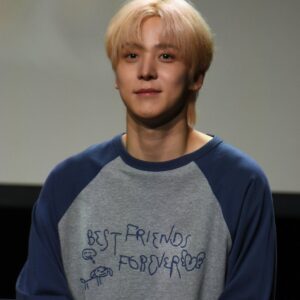 gzyivjPx Jeong Yun Ho Best Friend Forever Sweatshirt New folder 1