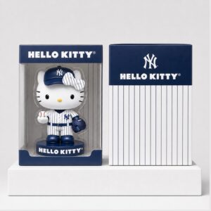 ZdubQ481 NY Yankees Hello Kitty Night Bobblehead 2026 Giveaway 1 1 1
