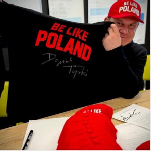 05HKB5Ke Dominik Tarczynnski Be Like Poland Signature Shirt 1 1