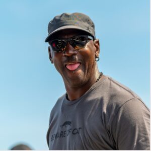 ovKGj382 Michael Jordan Beware Of Cat Shirt 1 1 1