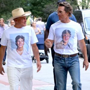 uiWXmebz Matthew McConaughey Woody Harrelson Young Shirt 2 2 1