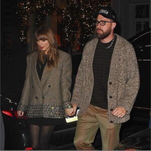 FDuGk021 Travis Kelce Tribeca The Triangle Below Canal Street Hat 1 1
