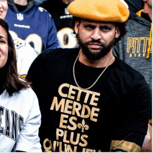 Jono Barnes Cette Merde Est Plus Quun Jeu Sweater 5 bbZ4zx2F Jono Barnes Cette Merde Est Plus Quun Jeu Sweater 1 1