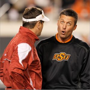 leOKCLTa Mike Gundy OSU Sweater 1 1